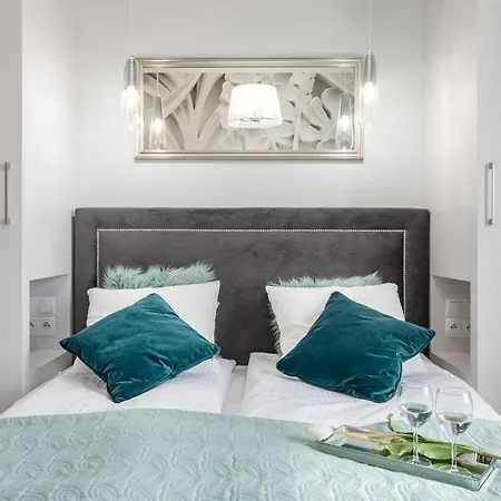 Apartment Lion - Naviflat Brabank Premium With Parking